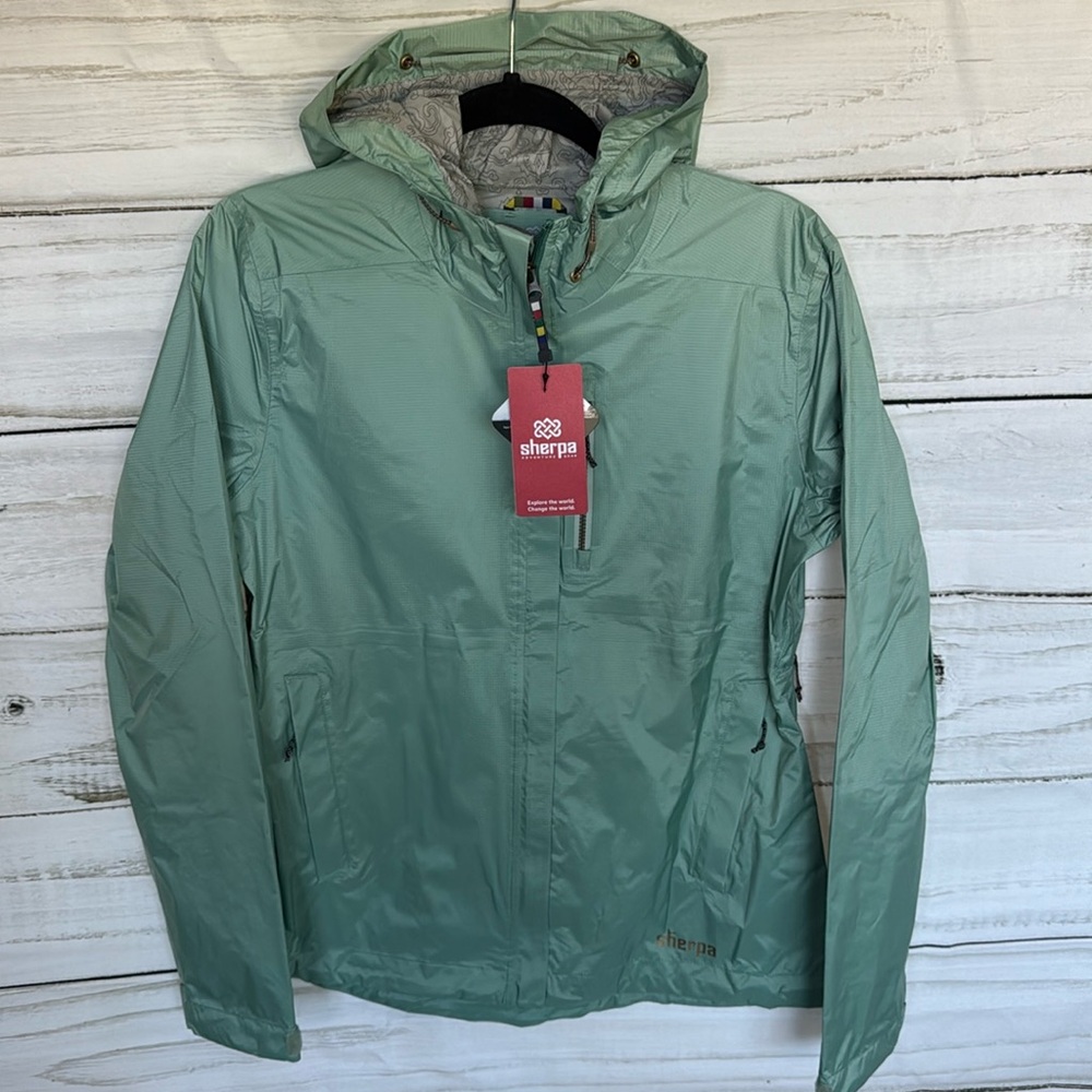 Windbreaker Women’s Jacket